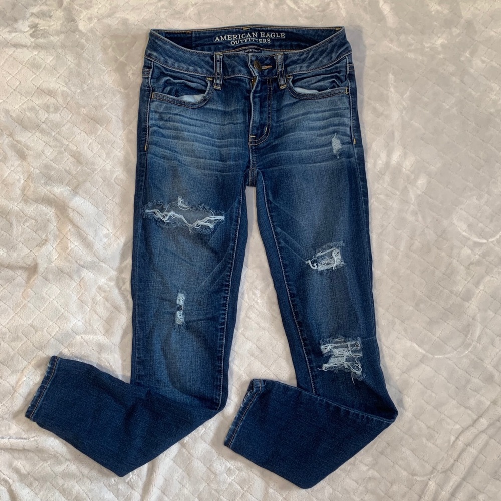 American Eagle Women’s • Skinny Distressed Jeans 0 - Picture 2 of 8